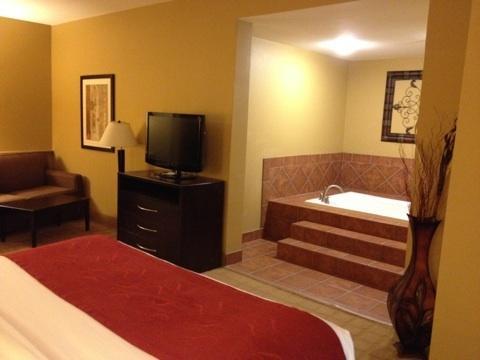Comfort Suites Tupelo Room photo